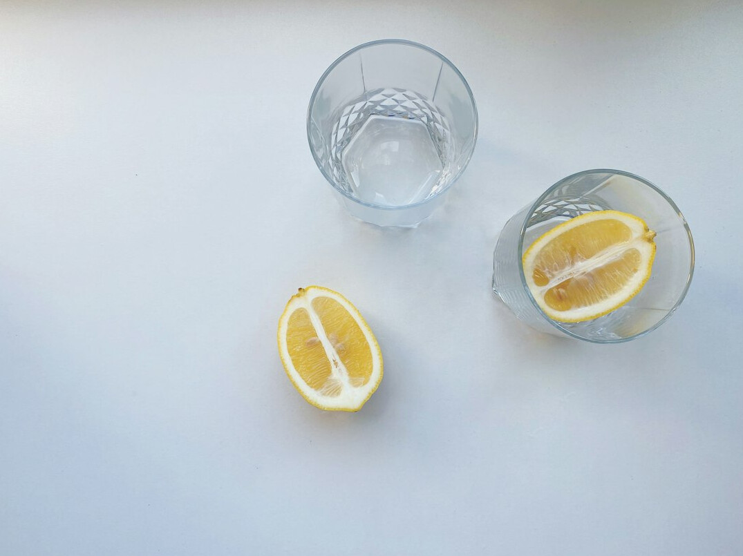 glass of water with lemon